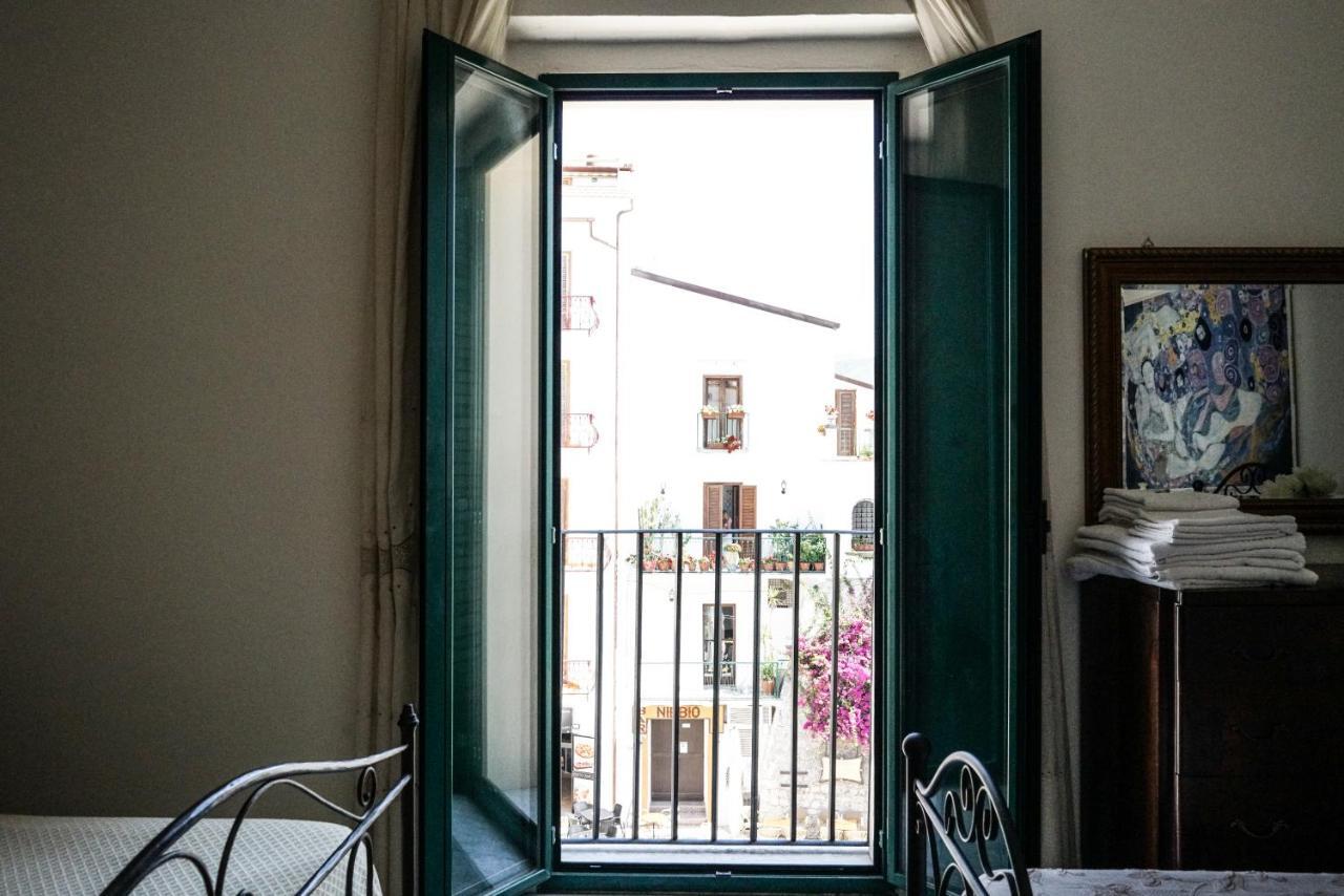 Casa Cardi Apartment Sperlonga Luaran gambar